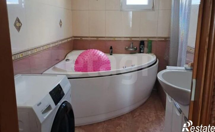 3-комн квартира Севастополь, проспект Героев Сталинграда, 54