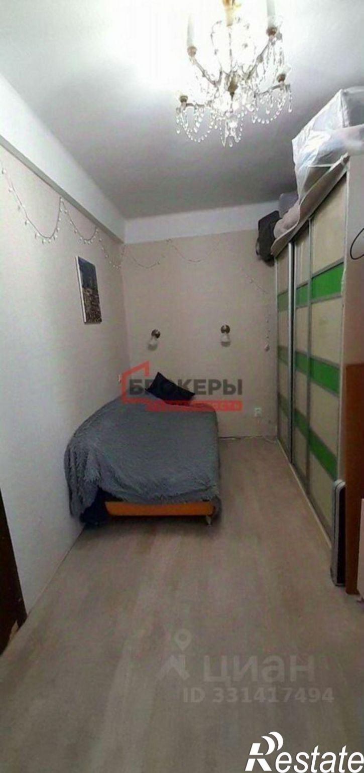 2-комн квартира улица Хрусталёва, 47