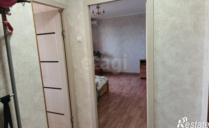 3-комн квартира Севастополь, проспект Героев Сталинграда, 54