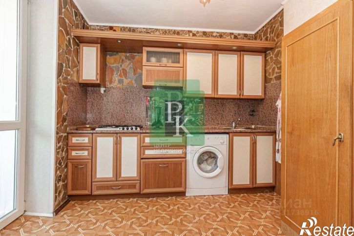 3-комн квартира улица Генерала Лебедя, д 39