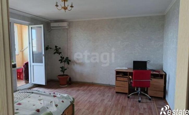 3-комн квартира Севастополь, проспект Героев Сталинграда, 54