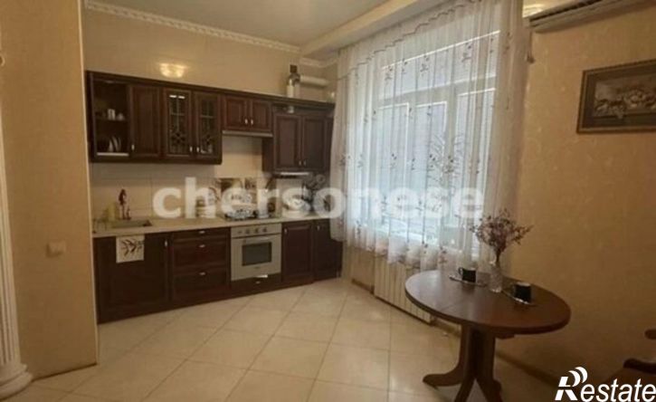 4-комн квартира Севастополь, Античный проспект, 6