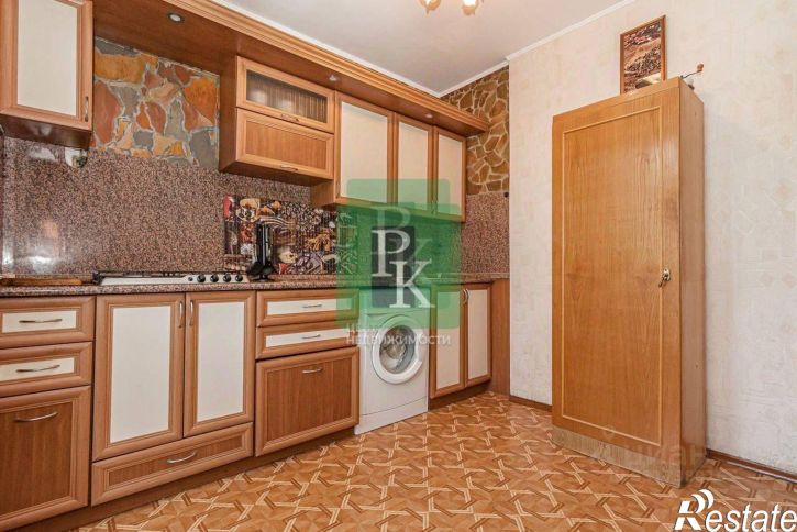 3-комн квартира улица Генерала Лебедя, д 39