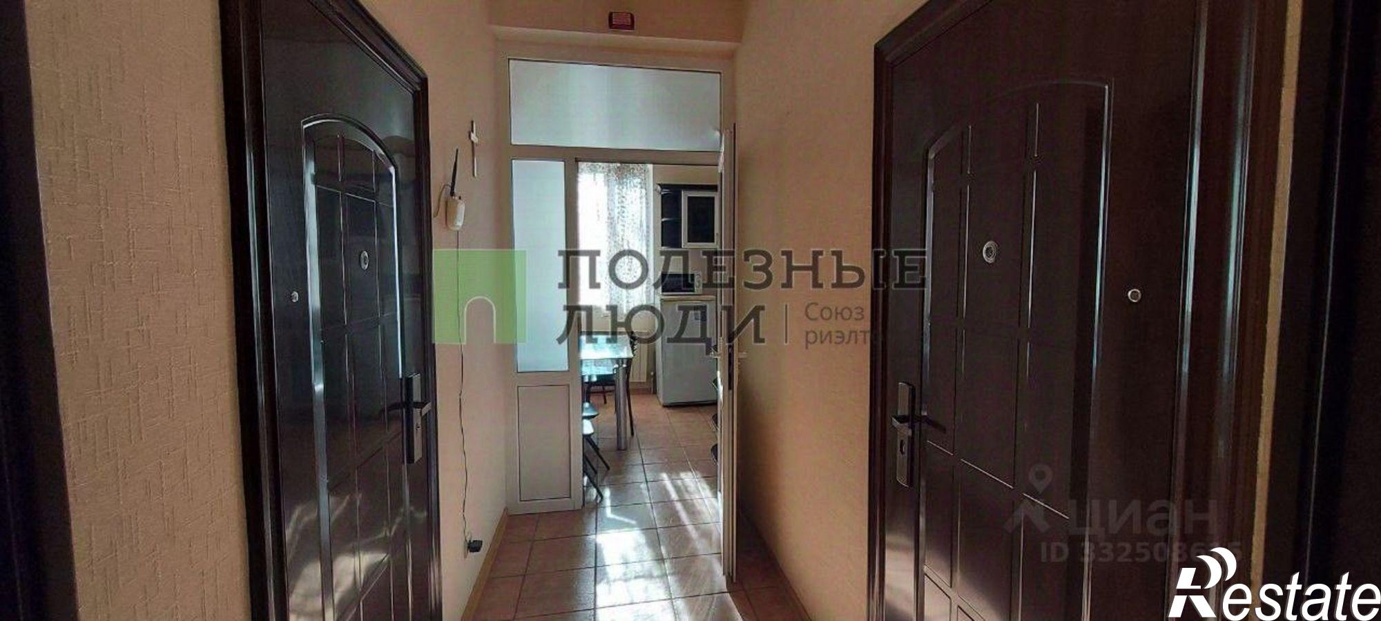 Купить квартиру за 12 000 000 рублей на Евпатория г., Киевская ул., д.47, литер б
