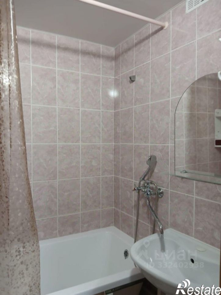 3-комн квартира ул Бориса Михайлова, 1,  д. 1
