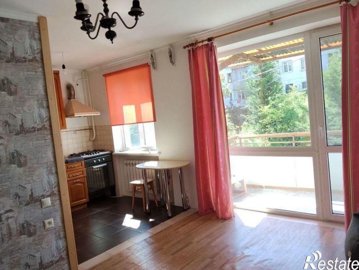 3-комн квартира Севастополь, Батумская улица, 34