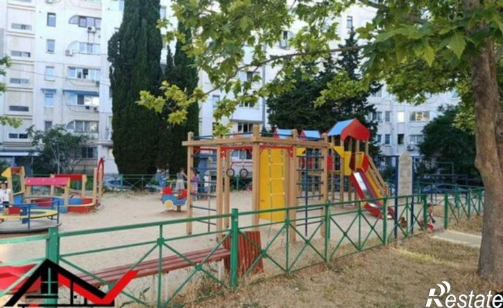 3-комн квартира Севастополь, проспект Героев Сталинграда, 62