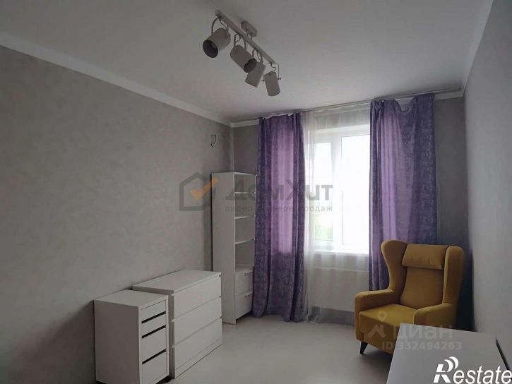 2-комн квартира Генерала Родионова ул,дом 3Вк2