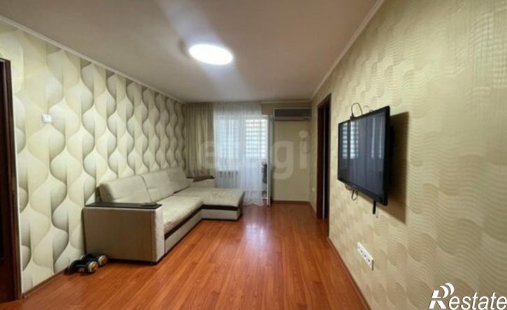 3-комн квартира Симферополь, улица Гагарина, 14