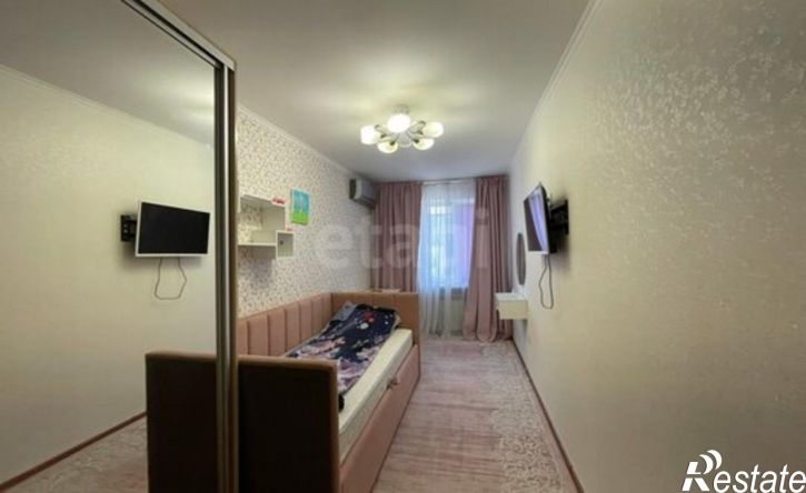 3-комн квартира Симферополь, улица Гагарина, 14