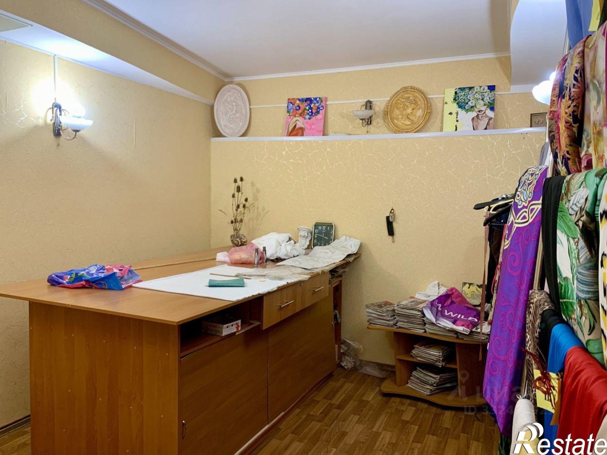 Купить офис, помещение под офис за 4 200 010 рублей на Евпатория, Демышева ул,дом 125