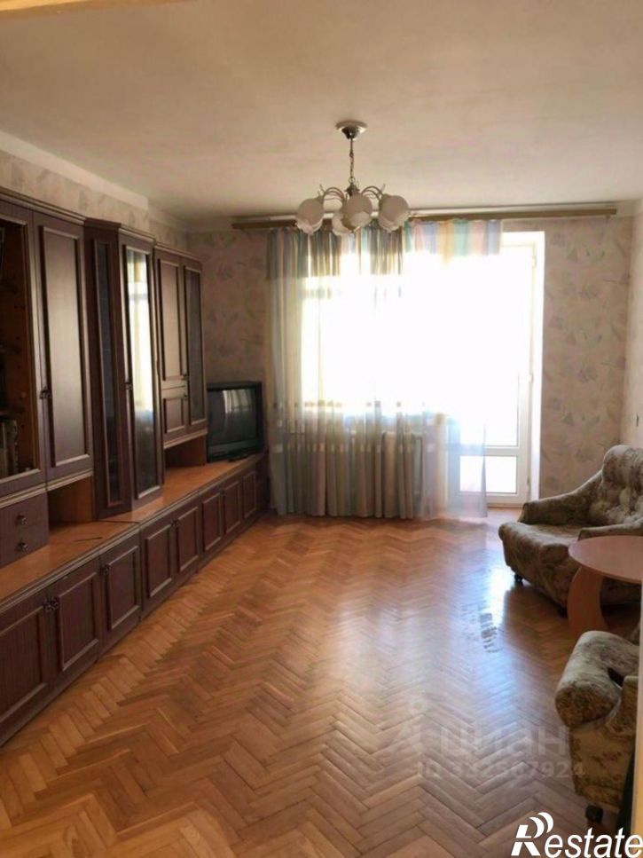 3-комн квартира Победы пр-кт,дом 65