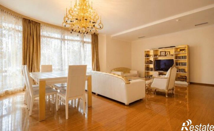 2-комн квартира Алушта, Парковая улица, 5