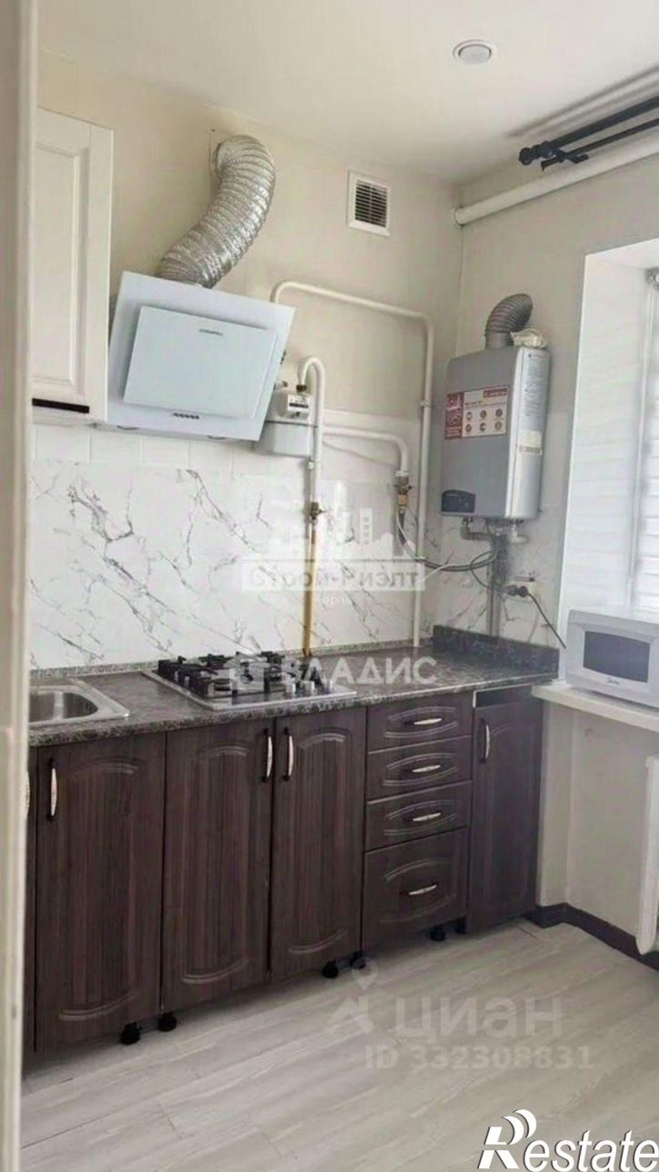 3-комн квартира Керчь, улица Кирова, 31