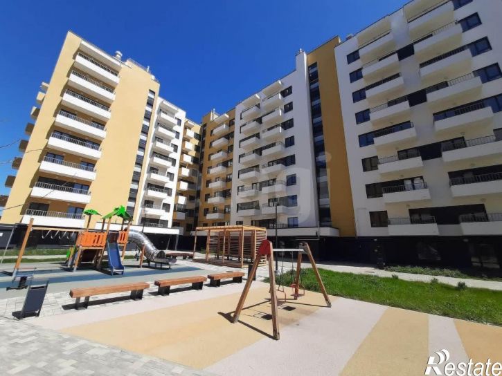 2-комн квартира Россия, Набережная улица, 19