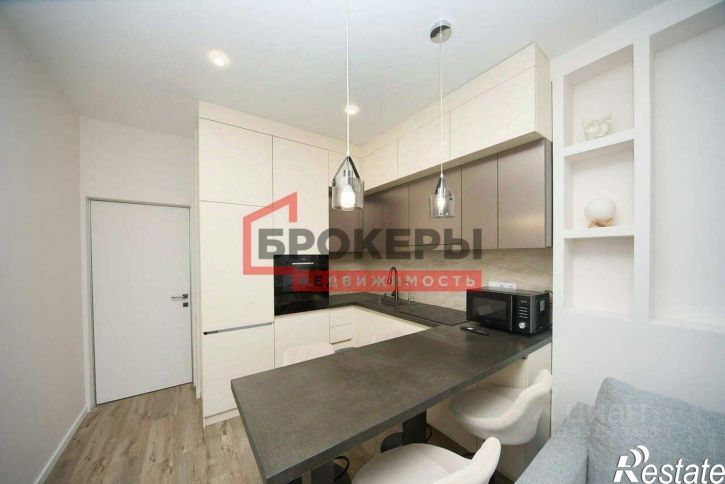 2-комн квартира улица Лётчиков, 10