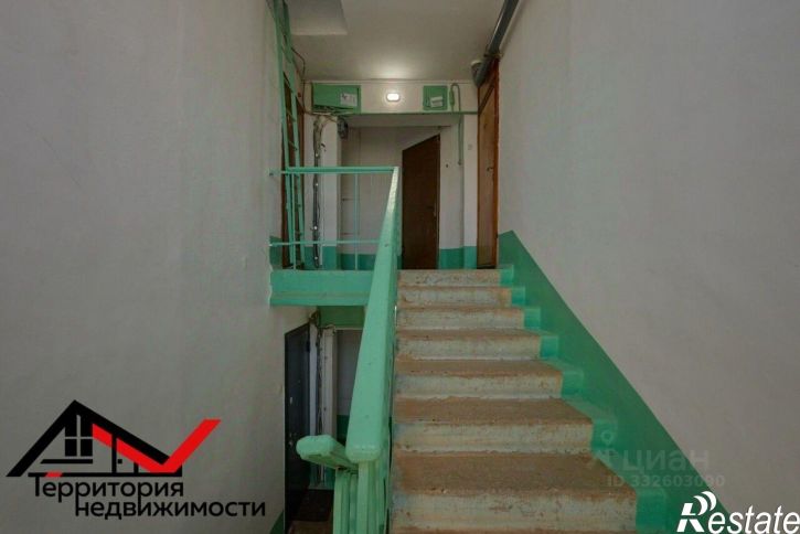 3-комн квартира пр-кт Героев Сталинграда, 27,  д. 27