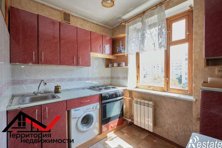3-комн квартира пр-кт Героев Сталинграда, 27,  д. 27