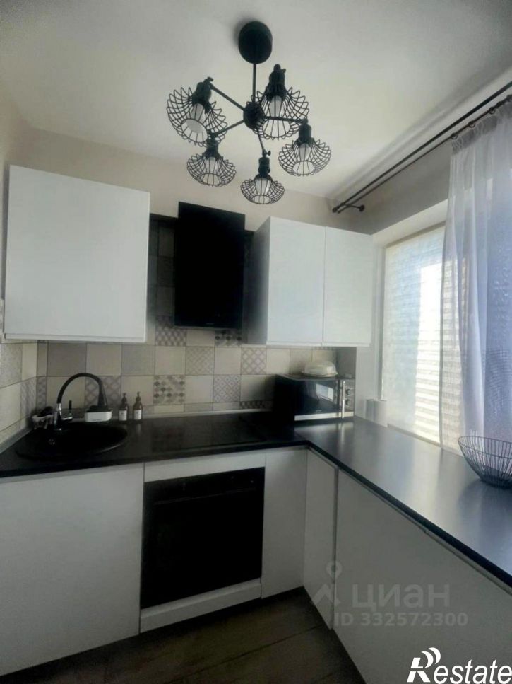 3-комн квартира Керчь, улица Гайдара, 9