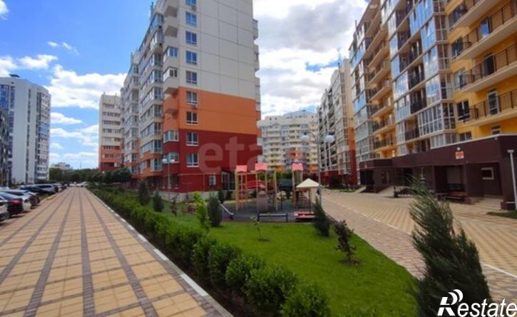 2-комн квартира Симферополь, проспект Александра Суворова, 15к6