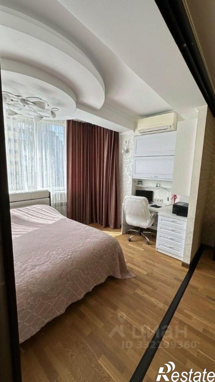 2-комн квартира Победы пр-кт,дом 74а