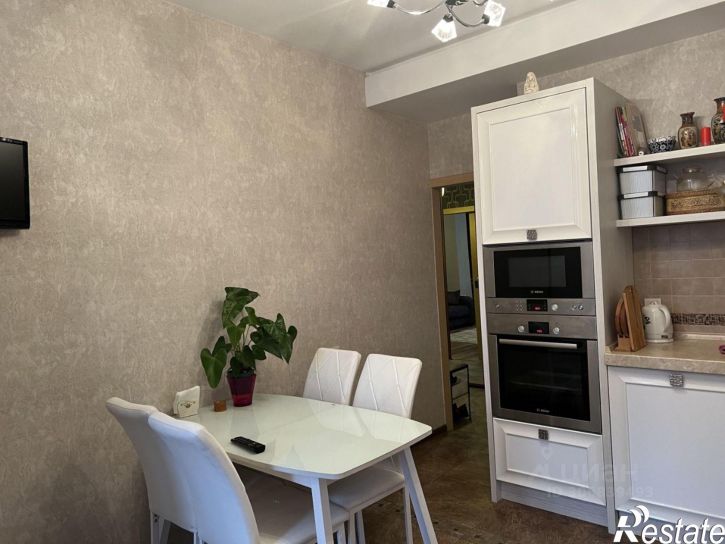 2-комн квартира Симферополь, улица Тренёва, 21