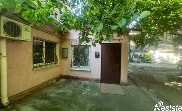 2-комн квартира Симферополь, Екатерининская улица, 3