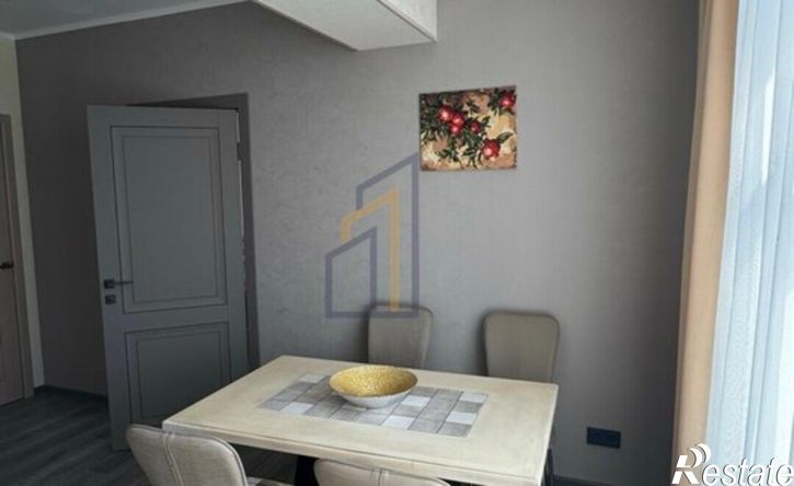 3-комн квартира Евпатория, улица Толстого, 39