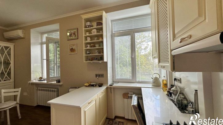 2-комн квартира Симферополь, бульвар Ленина, 7