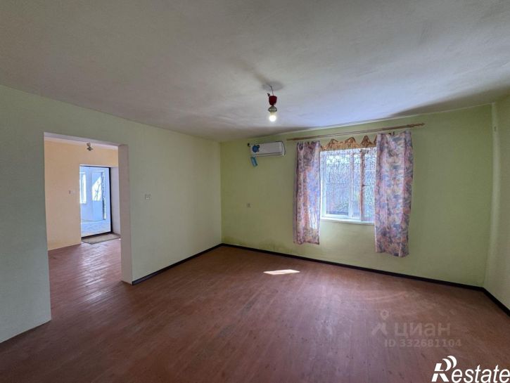 2-комн квартира Сакский район, Витино с, Гагарина ул., 12,91