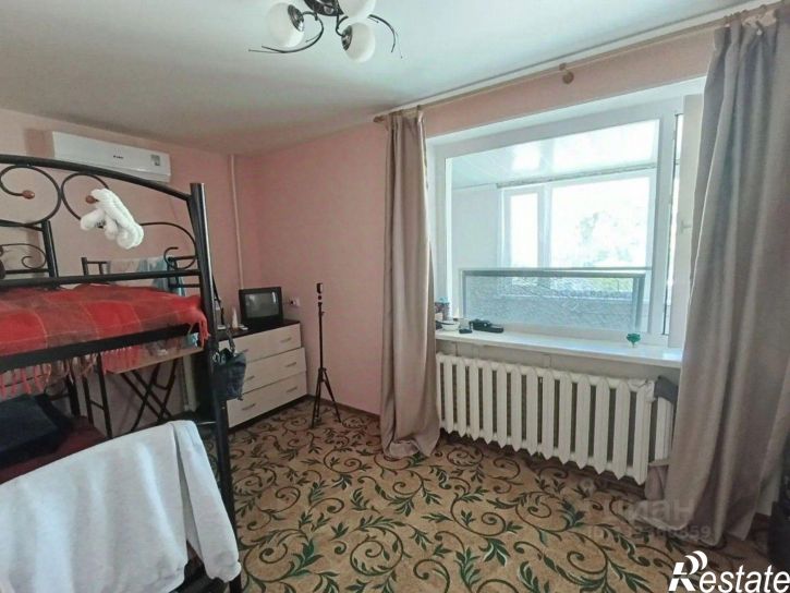 2-комн квартира Феодосия г., Танкистов пер., 3
