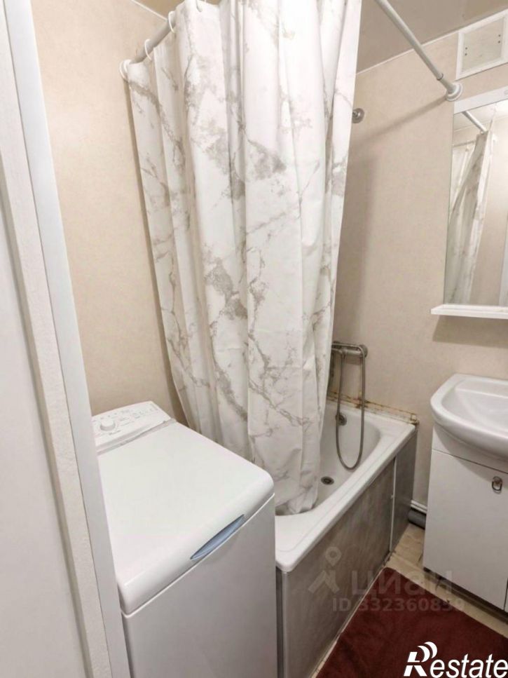 2-комн квартира Феодосия г., Танкистов пер., 3