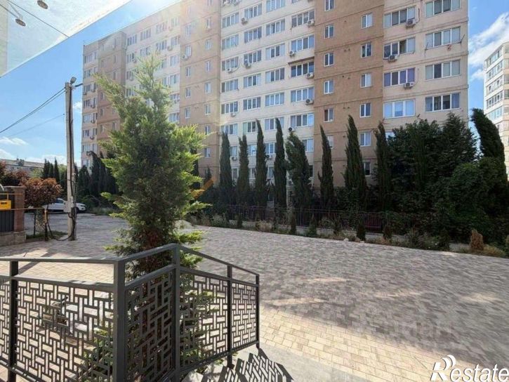 2-комн квартира Батурина ул,дом 1
