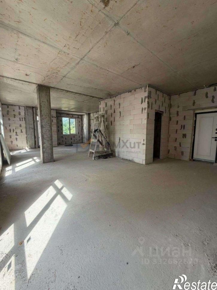 3-комн квартира Батурина ул,дом 1