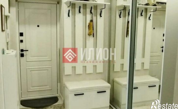 3-комн квартира Феодосия, улица Свиридовых, 1