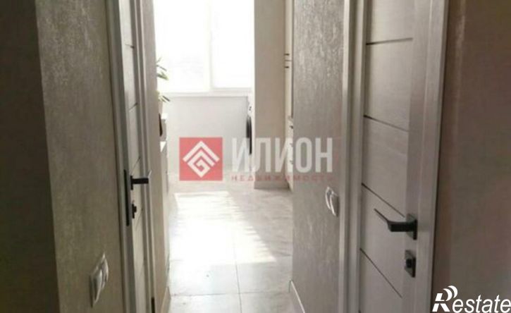 3-комн квартира Феодосия, улица Свиридовых, 1