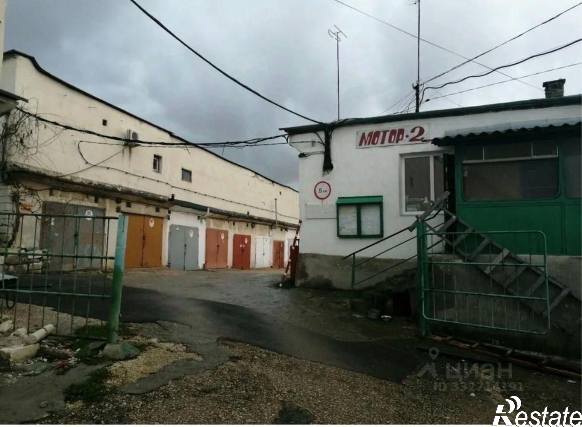 Сдать гараж, место в паркинге за 10 001 рублей на ул Восставших, 8