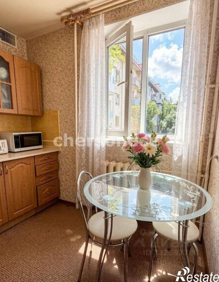 1-комн квартира ул Хрусталева, 19,  д. 19