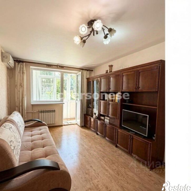 1-комн квартира ул Хрусталева, 19,  д. 19
