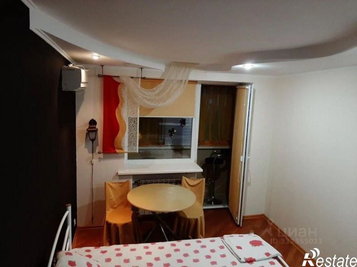 2-комн квартира ул Маршала Крылова, 17,  д. 17