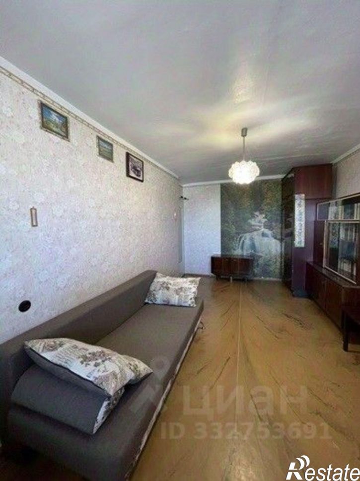 2-комн квартира пл 50-летия СССР, 4/1,  д. 4/1