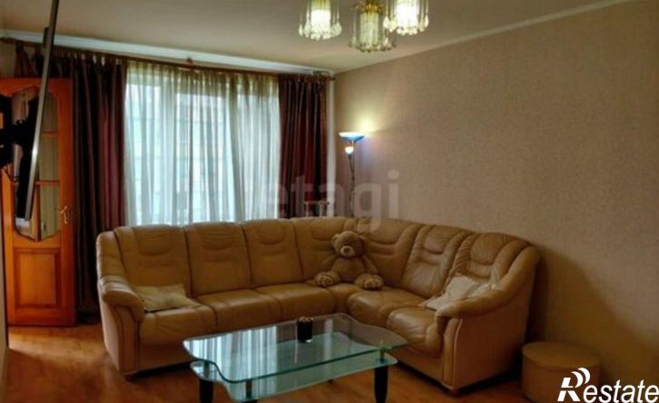 3-комн квартира ул Хрусталева, 87,  д. 87