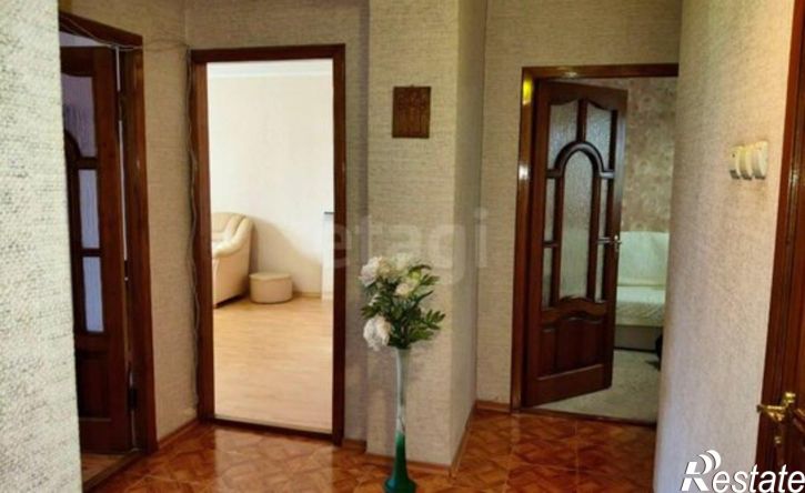 3-комн квартира ул Хрусталева, 87,  д. 87