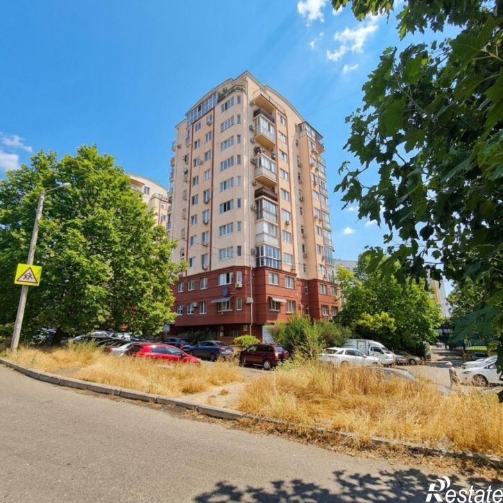 2-комн квартира ул Колобова, 21г,  д. 21г