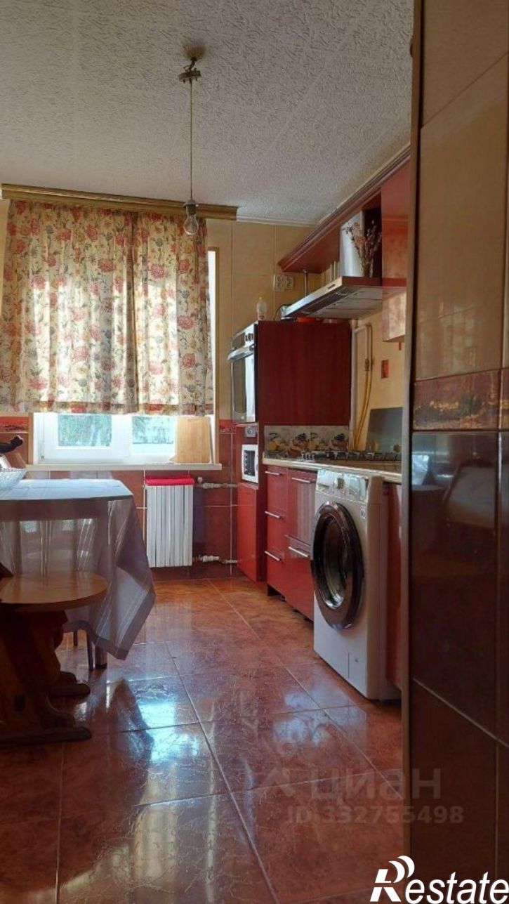 4-комн квартира ул Вакуленчука, 16,  д. 16
