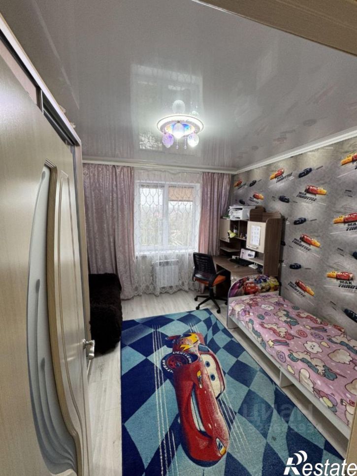 3-комн квартира ул Курчатова, 3,  д. 3