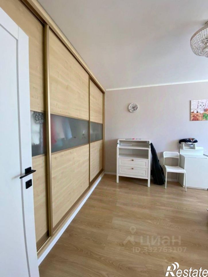 3-комн квартира ул Астана Кесаева, 14В,  д. 14В