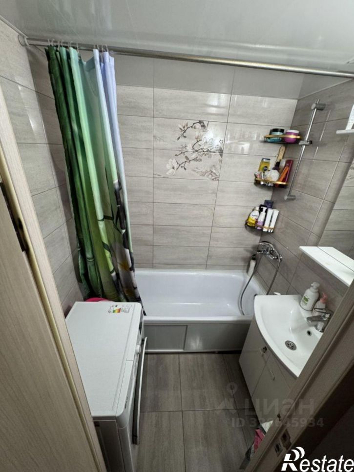 3-комн квартира ул Курчатова, 3,  д. 3