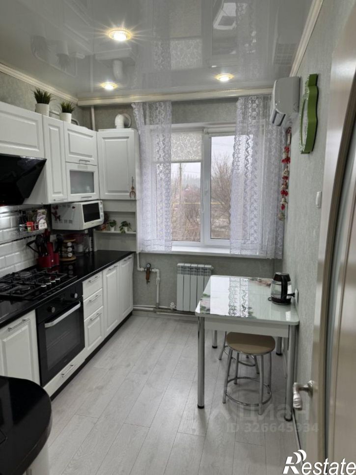 3-комн квартира ул Курчатова, 3,  д. 3