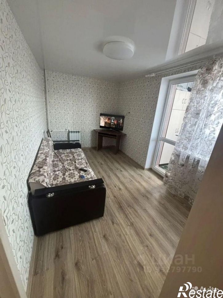 2-комн квартира ул Глухова, 3,  д. 3